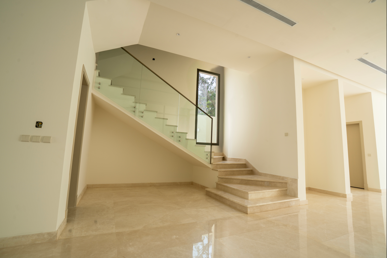 Staircase — Private Villa, Al Murjan
