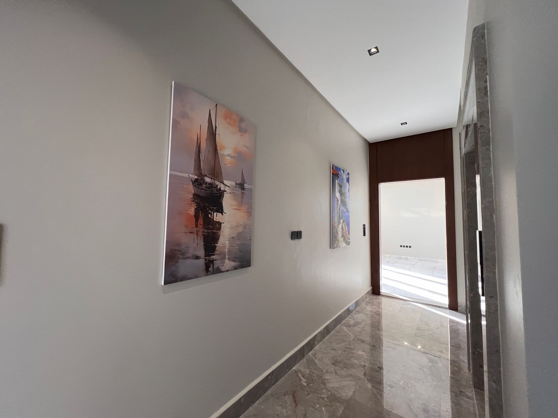 Luxury Apartments Building, Al Rawdah — photo 2
