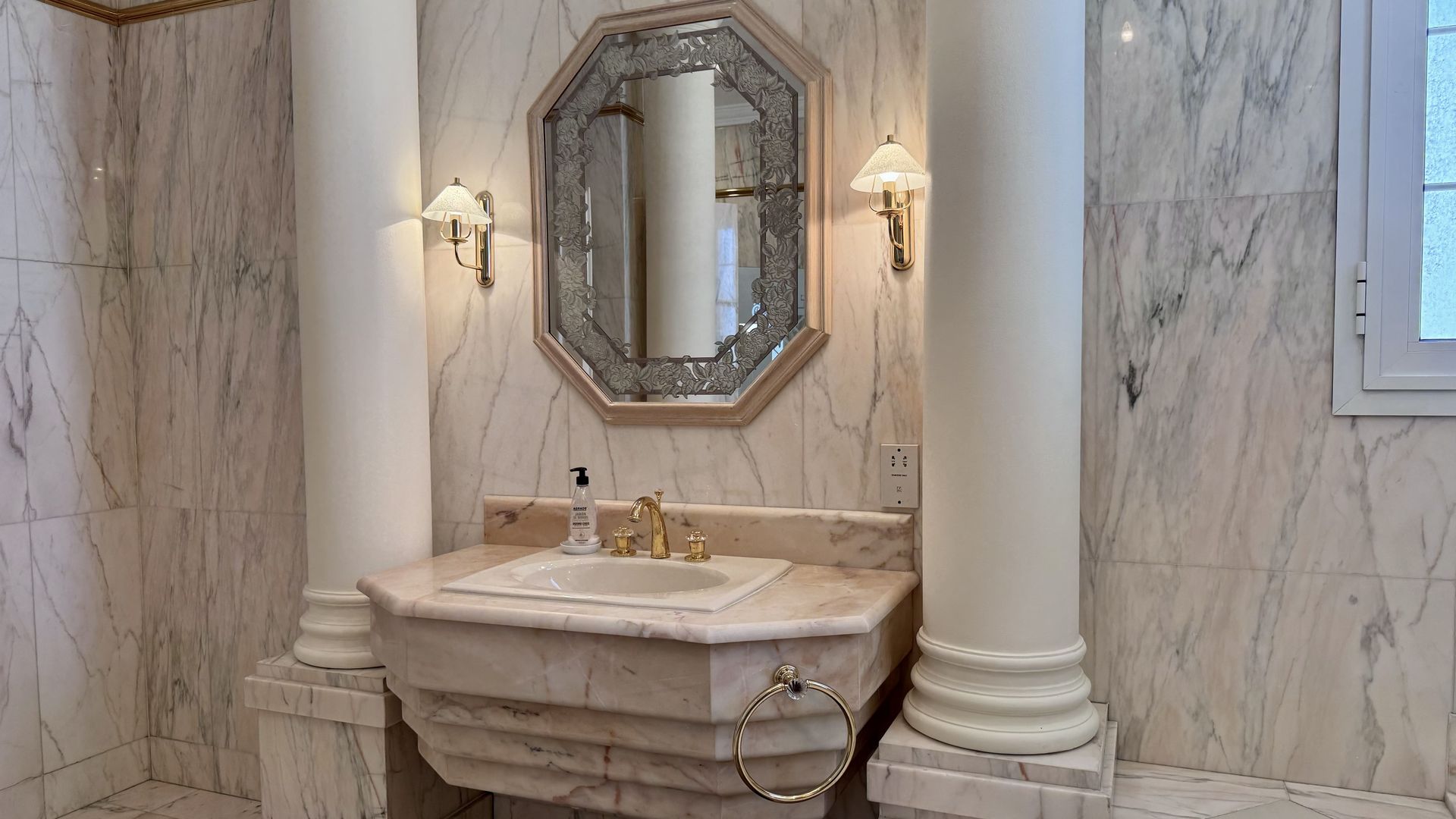Bathroom — Classic Mansion, Al Shati 6
