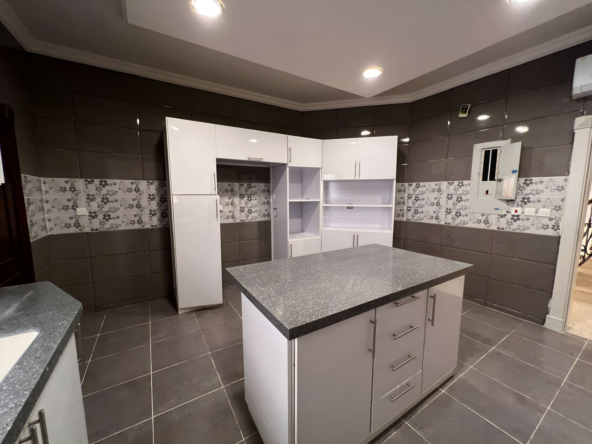 Fully Renovated Villa for Rent, Al Murjan — photo 7