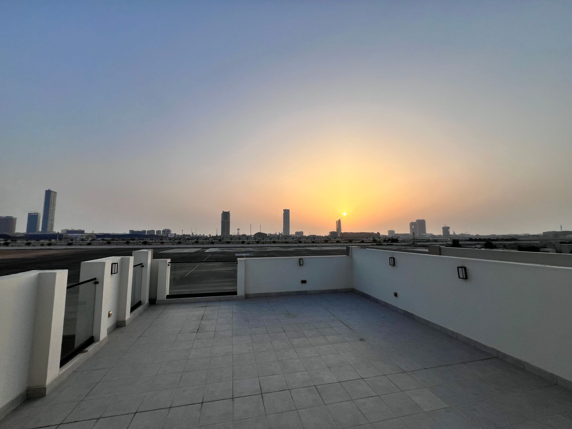 Roof terrace — Rooftop-View Villa, Al Mohammadiyah