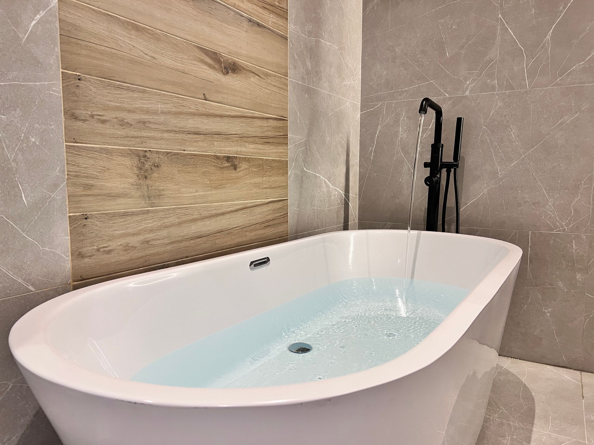 Bathroom — Al Bandar Villas, North Obhur