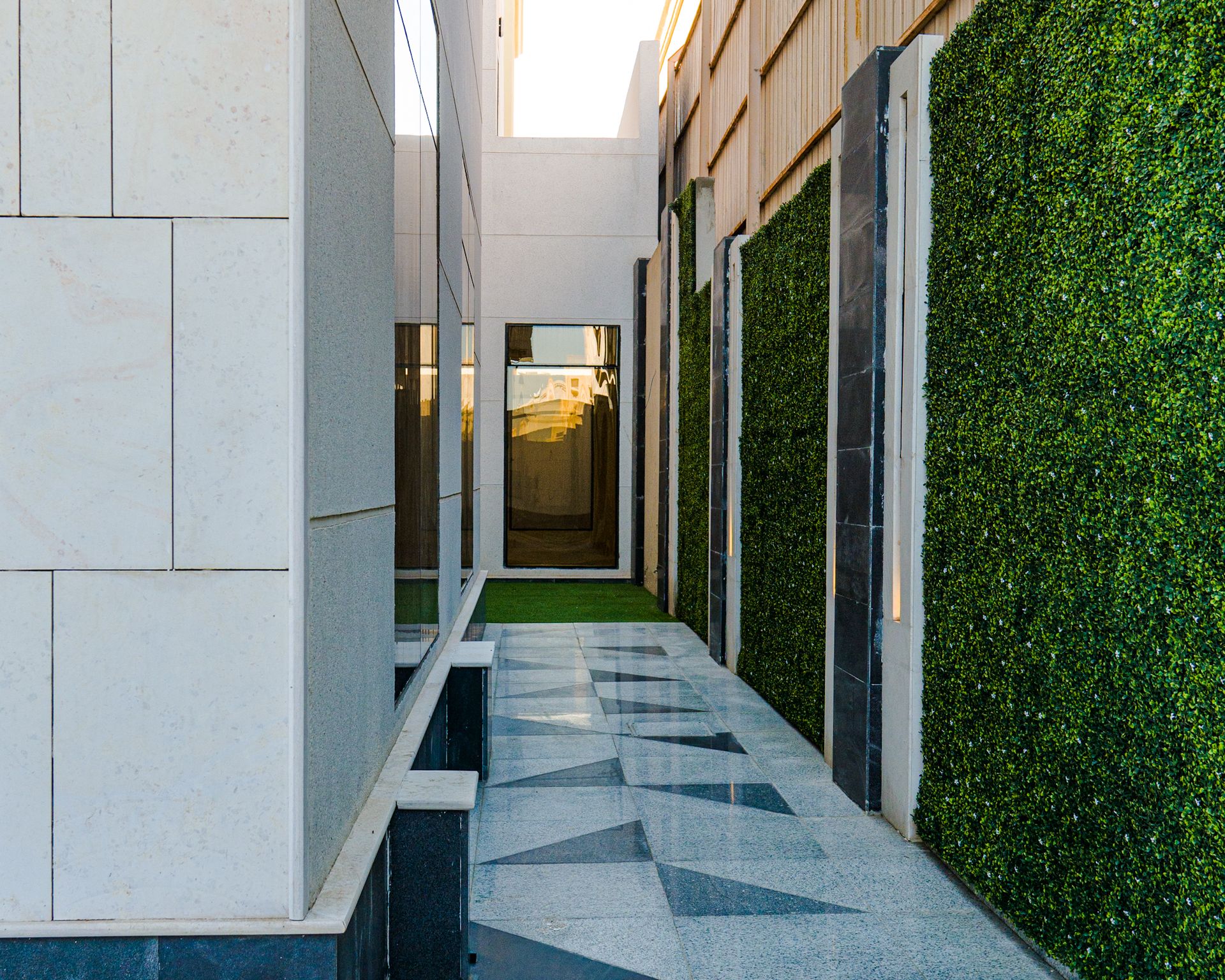 Garden — Modern Villa, South Obhur