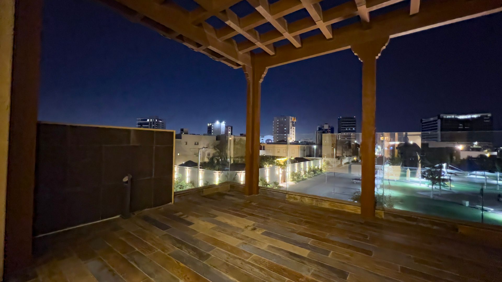 Roof terrace — Modern Villa, Al Zahra