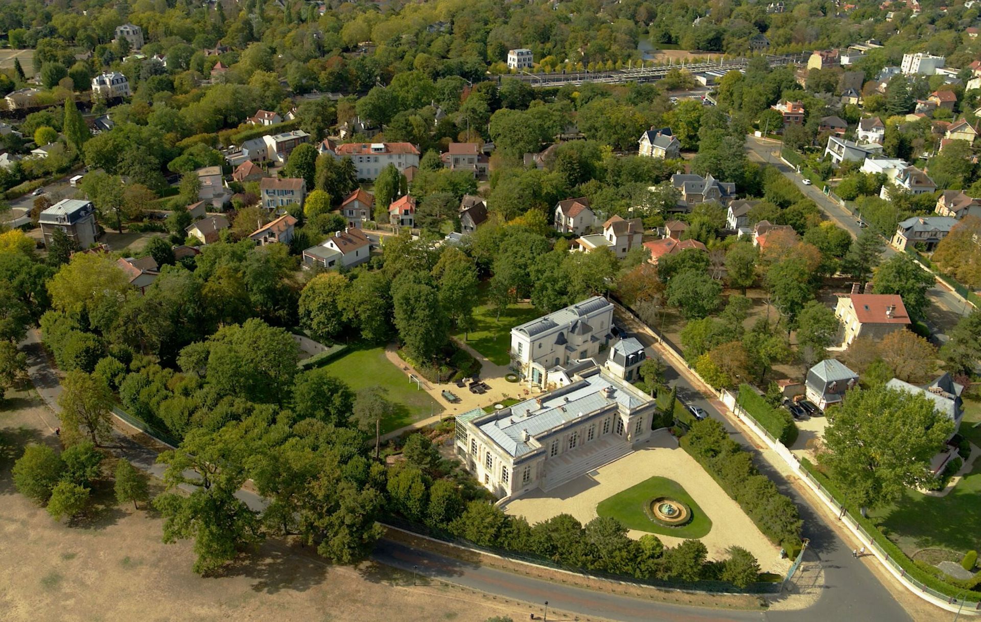 Aerial view — Palais Rose, Le Vésinet