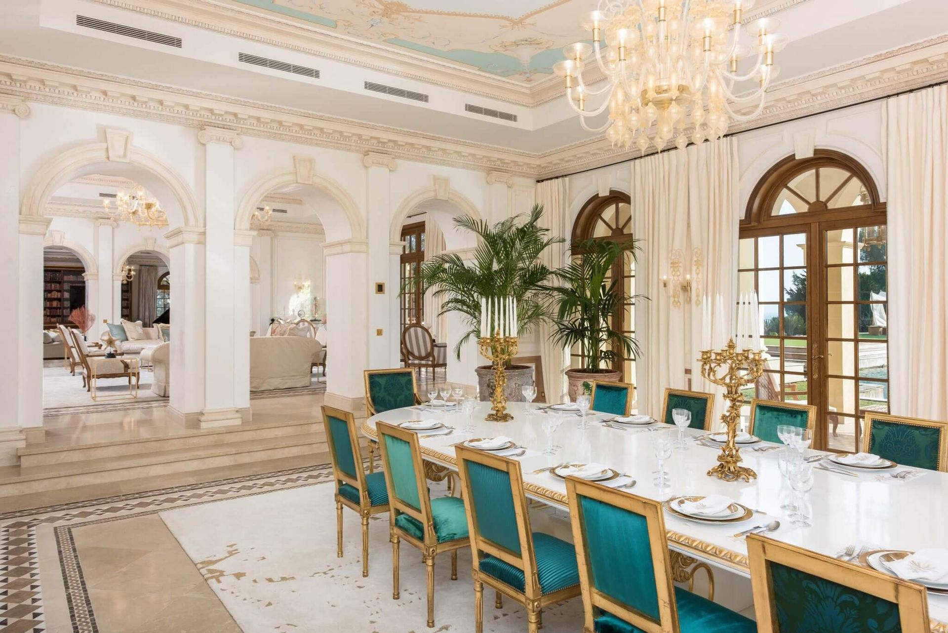 Dining room — Palais Vénitien, Cannes