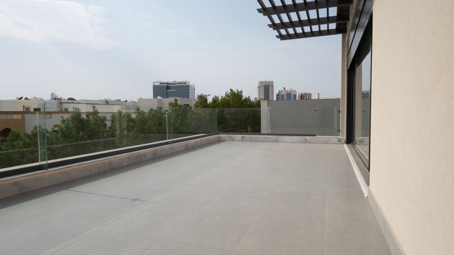 Roof terrace — Contemporary Villa, Al Khalidiyah
