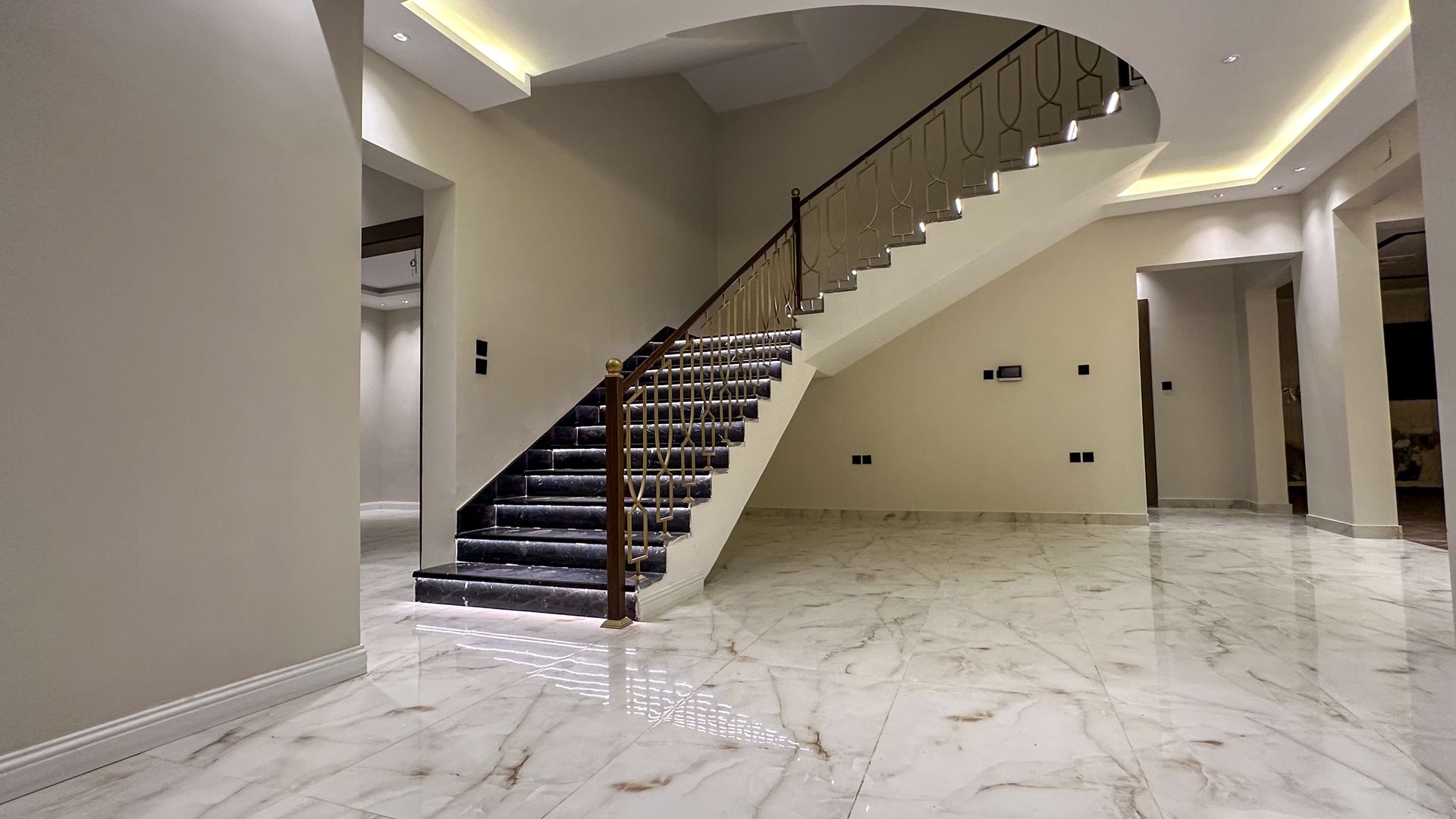 Staircase — Villa for Rent, Al Mohammadiyah