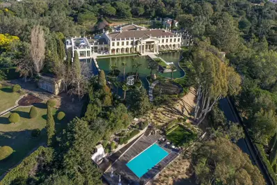 Palais Vénitien, Cannes — photo 9