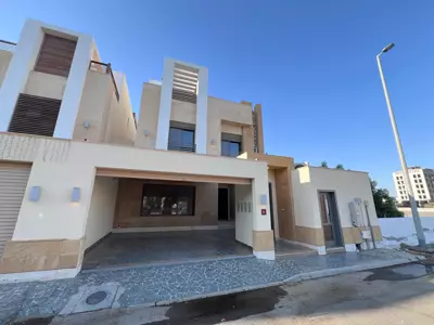 Exterior — Park-Facing Villa, Al Khalidiyah