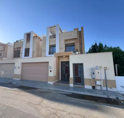 Modern Villa, Al Khalidiyah — photo 1