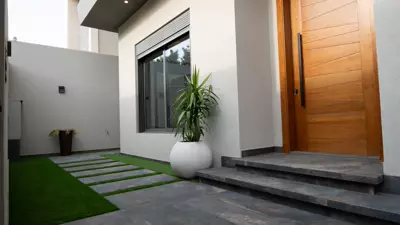 المدخل — فيلا عصرية، الخالدية